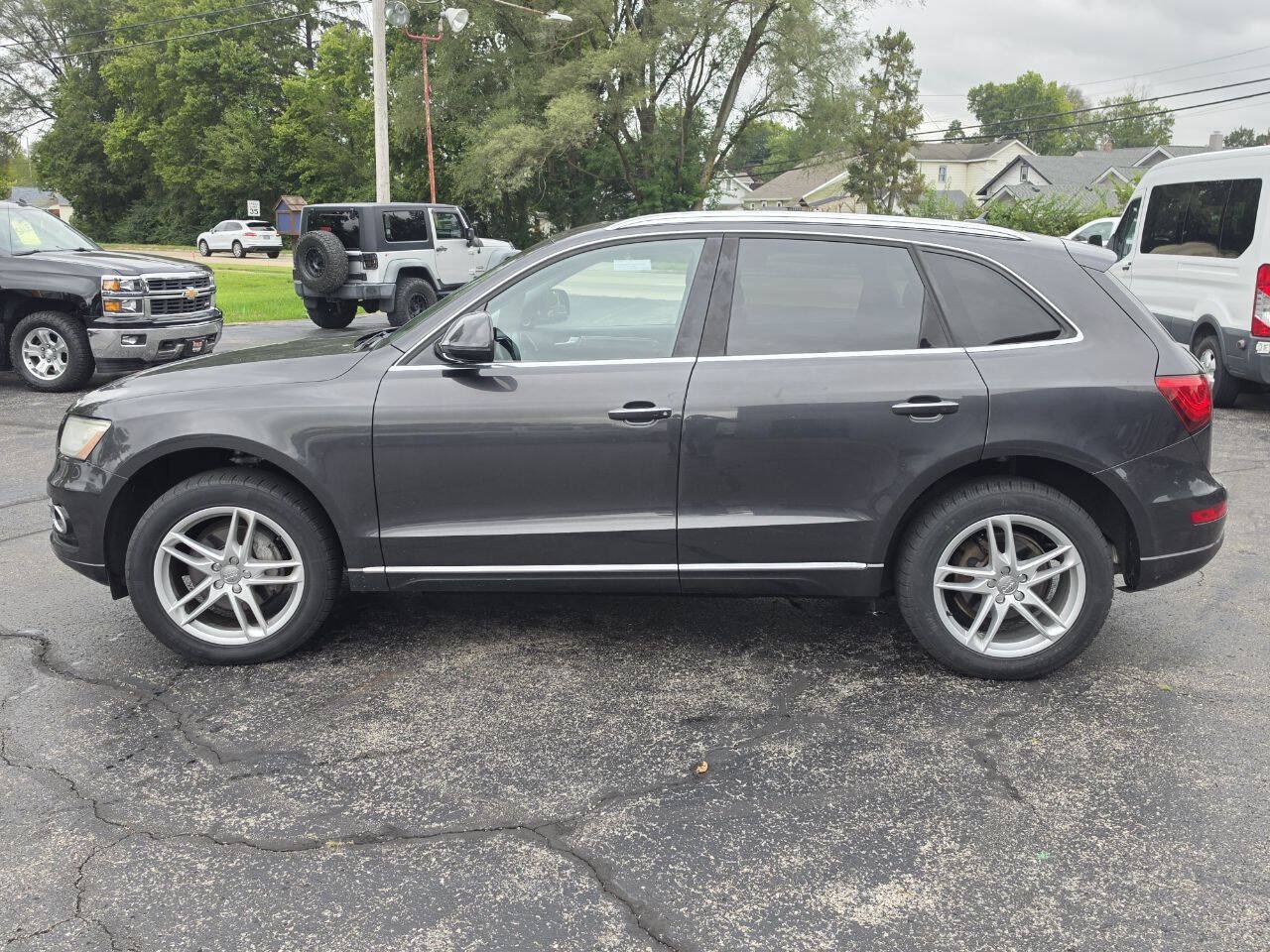 Used 2016 Audi Q5 2.0T Premium Plus w/ Technology Package AWD/4WD image 1