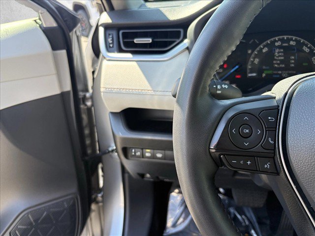 Certified 2025 Toyota RAV4 XLE Premium AWD/4WD image 18