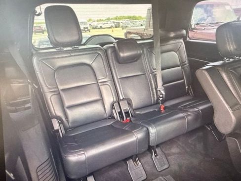 Used 2019 Lincoln Navigator Reserve w/ Cargo Package AWD/4WD image 12