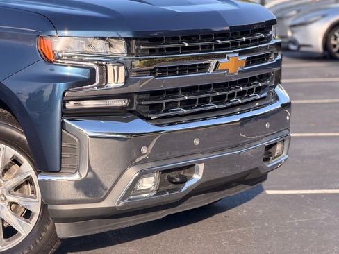 Used 2022 Chevrolet Silverado 1500 LTZ AWD/4WD image 8