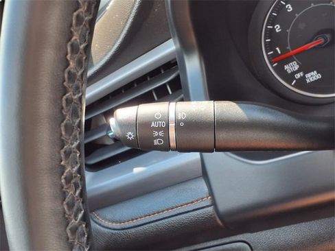 Used 2023 GMC Acadia AT4 w/ Preferred Package image 22