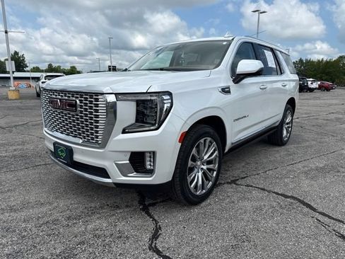 Used 2022 GMC Yukon Denali AWD/4WD image 1