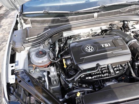 Used 2024 Volkswagen Jetta GLI 40th Anniversary Edition image 50