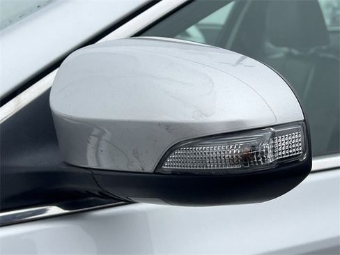 Used 2014 Toyota Avalon Limited image 43