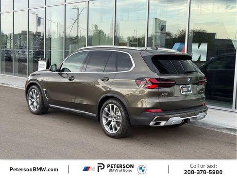 New 2026 BMW X5 xDrive50e AWD/4WD image 3