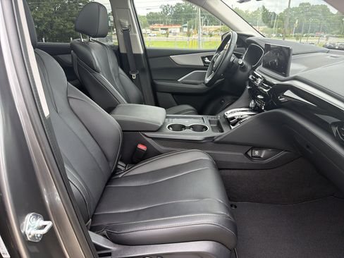 Certified 2025 Acura MDX FWD w/ Technology Package image 32