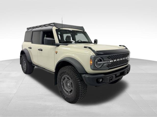 Used 2025 Ford Bronco Badlands w/ Sasquatch Package AWD/4WD image 5