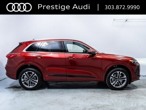 Used 2025 Audi Q5 Premium Plus w/ Premium Plus AWD/4WD image 9