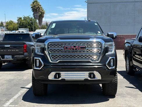 Used 2019 GMC Sierra 1500 Denali w/ Denali Carbonpro Edition AWD/4WD image 3
