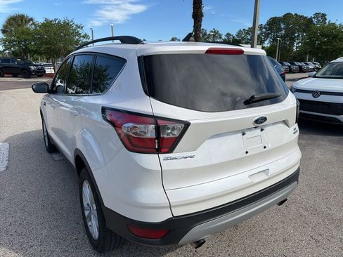 Used 2018 Ford Escape SE w/ SE Sync 3 Package image 7