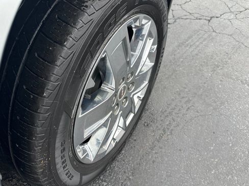 Used 2017 GMC Acadia Limited SLT FWD image 8