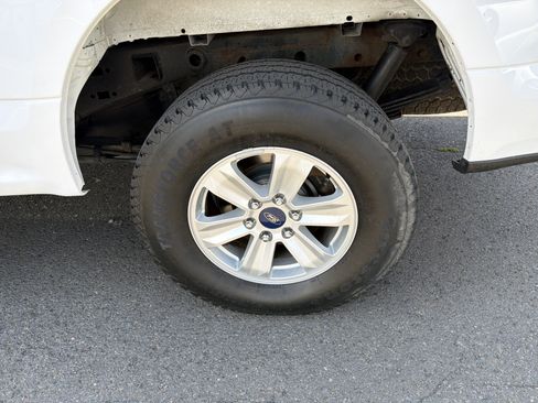 Used 2017 Ford F150 XLT w/ Equipment Group 301A Mid AWD/4WD image 25