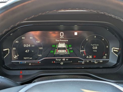 Used 2023 GMC Yukon XL Denali image 20