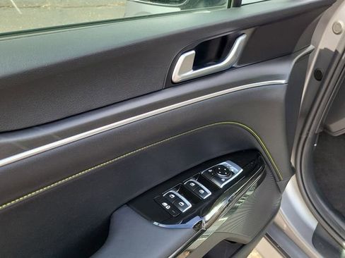 Certified 2025 Kia K5 GT FWD image 8