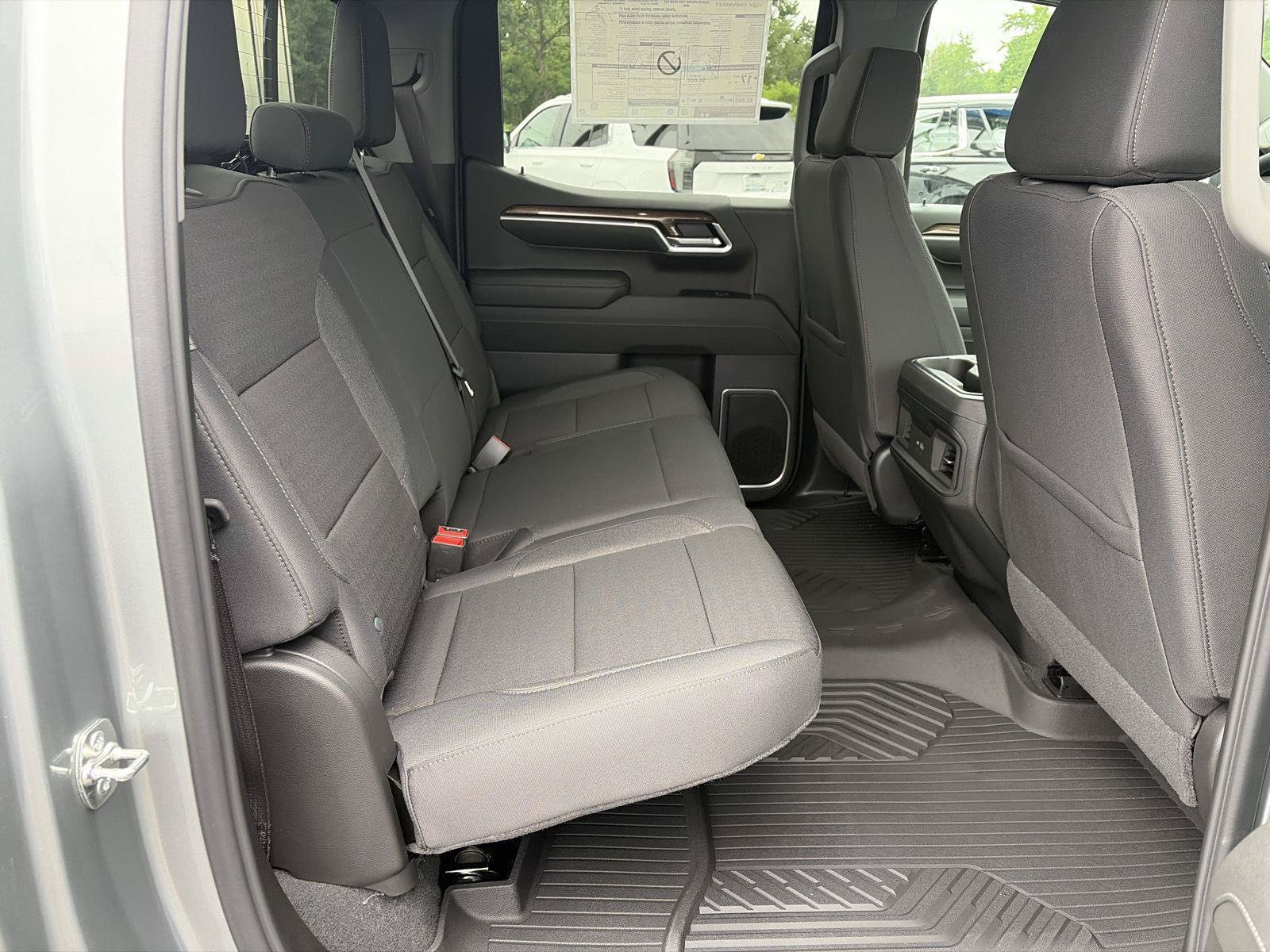 New 2026 Chevrolet Silverado 1500 RST AWD/4WD image 15