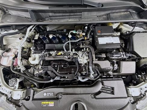 Certified 2025 Toyota Corolla LE image 27