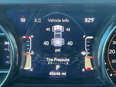 Used 2023 Jeep Gladiator Mojave w/ LED Lighting Group AWD/4WD image 21