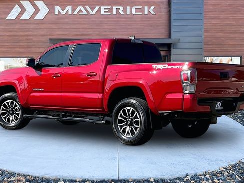 Used 2021 Toyota Tacoma SR5 RWD image 4