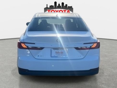 New 2026 Toyota Camry LE FWD image 5