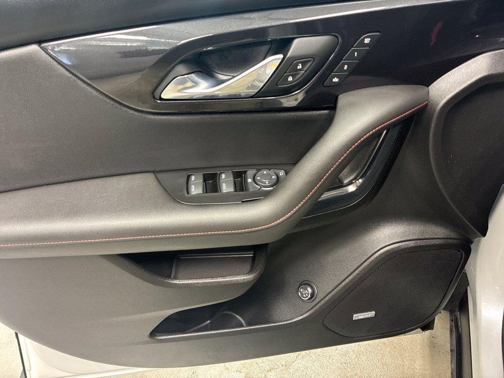Used 2020 Chevrolet Blazer RS AWD/4WD image 24
