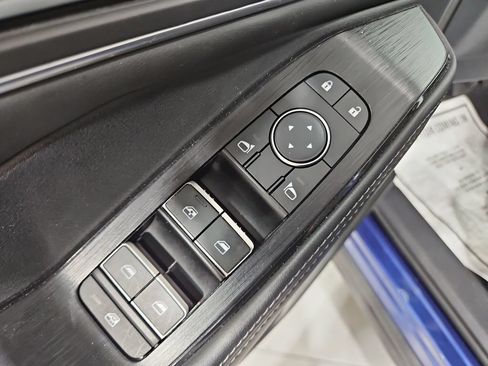 Used 2021 Nissan Rogue SL AWD/4WD image 12