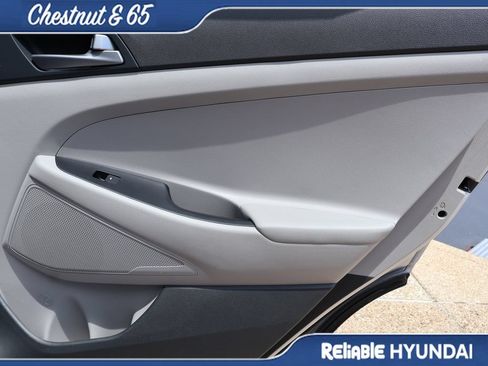 Used 2018 Hyundai Tucson SE AWD/4WD image 12
