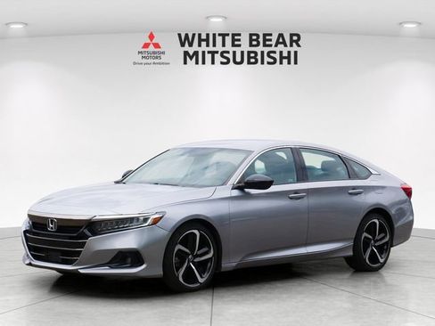 Used 2021 Honda Accord Sport image 2