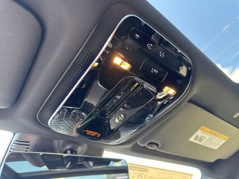 Certified 2025 Mercedes-Benz GLC 300 4MATIC image 21