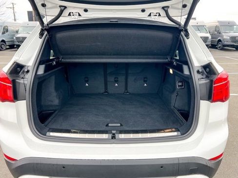 Used 2020 BMW X1 xDrive28i w/ Convenience Package image 11
