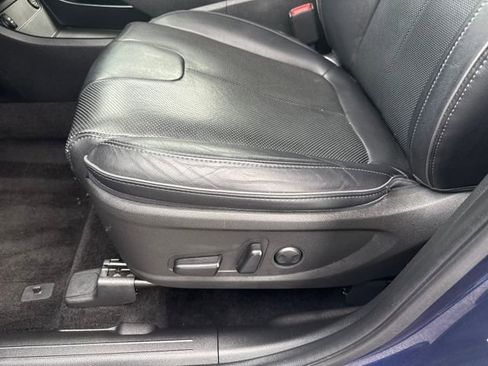 Certified 2022 Hyundai Santa Fe SEL w/ Convenience + Premium Package image 11