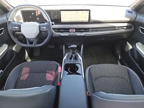 New 2025 Kia K4 GT-Line w/ GT-Line Sunroof Package image 15