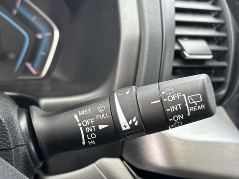 Used 2023 Honda Odyssey Touring image 21