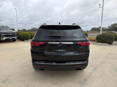 Used 2023 Chevrolet Traverse Premier w/ Redline Edition image 13
