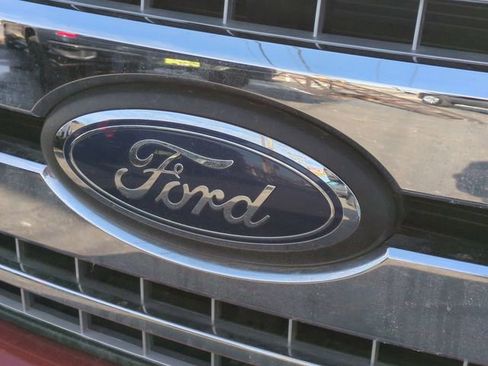 Used 2020 Ford F150 XLT w/ Equipment Group 302A Luxury image 30