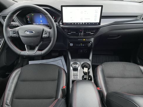 Used 2025 Ford Escape ST-Line w/ Equipment Group 301A image 16