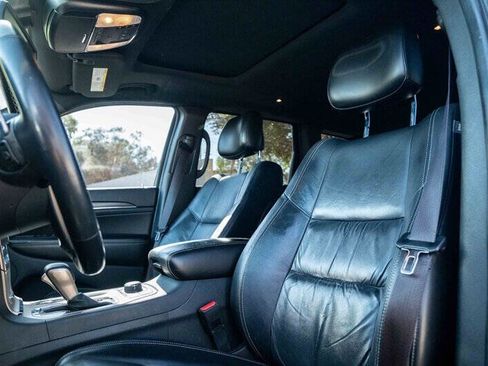 Used 2016 Jeep Grand Cherokee Limited image 11