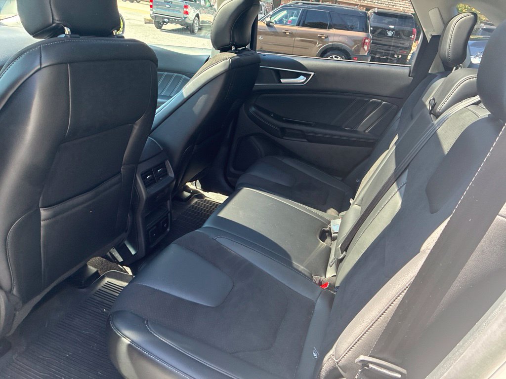 Used 2018 Ford Edge Sport w/ Equipment Group 401A AWD/4WD image 15