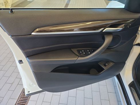 Used 2018 BMW X1 xDrive28i w/ Convenience Package image 15