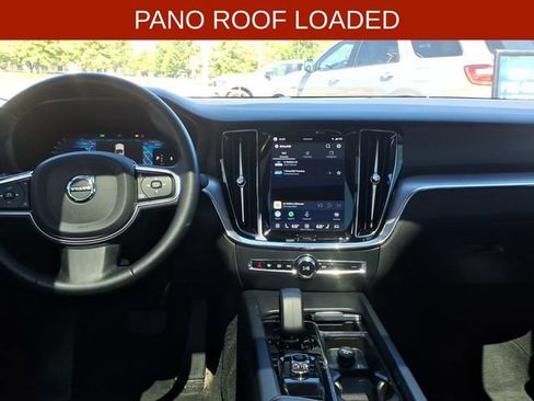 Used 2024 Volvo S60 B5 Core FWD image 12