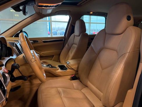 Used 2012 Porsche Cayenne image 21