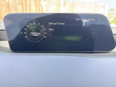 New 2026 MAZDA MAZDA3 2.5 S Hatchback w/ Premium Pkg FWD image 33