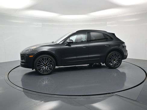 Certified 2026 Porsche Macan image 2