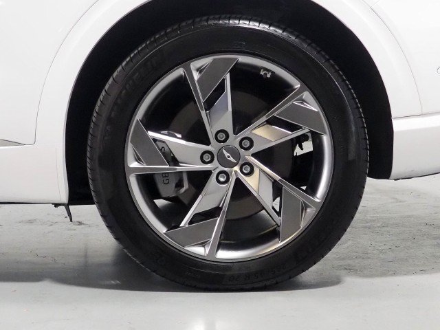 Used 2025 Genesis Electrified GV70 AWD Advance image 57