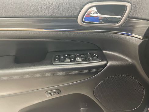 Used 2020 Jeep Grand Cherokee Limited X AWD/4WD image 12