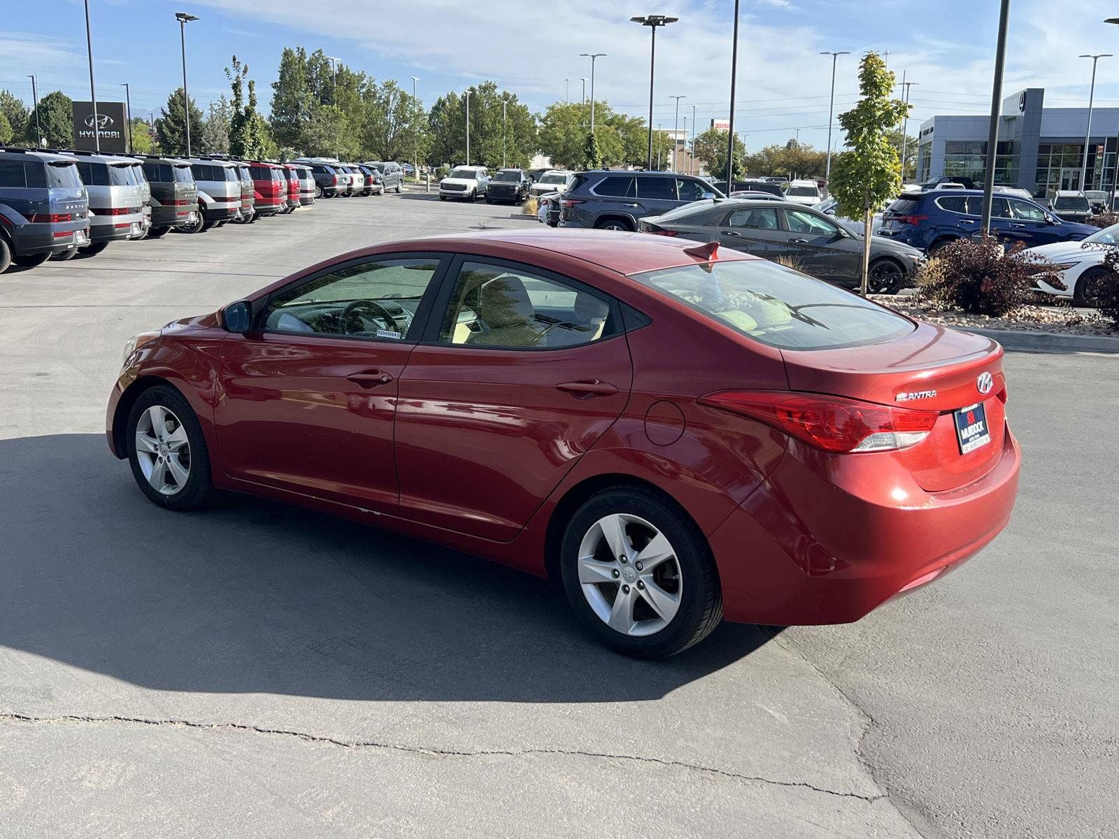 Used 2011 Hyundai Elantra GLS w/ Navigation Pkg 4 FWD image 19