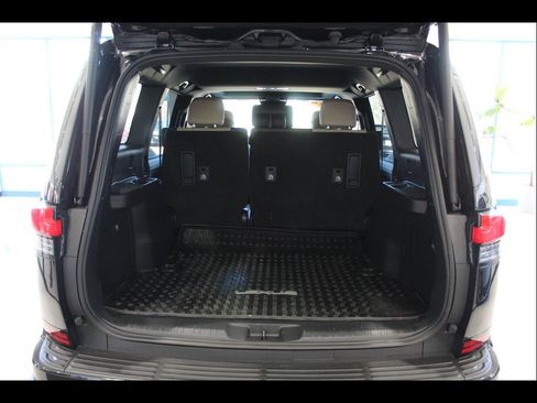 Used 2024 Lexus GX 550 image 18