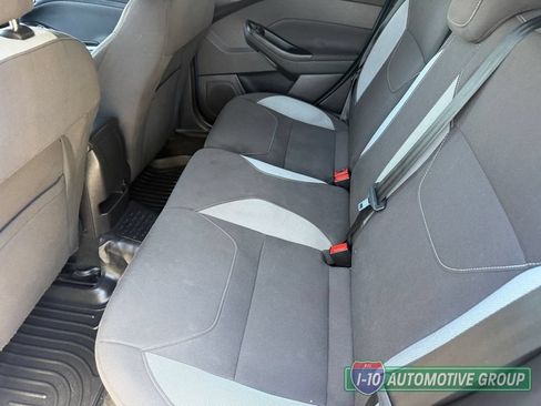 Used 2018 Ford Focus ST FWD image 16