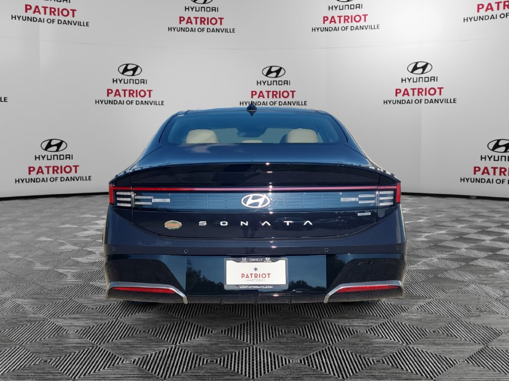 New 2026 Hyundai Sonata Limited FWD image 4