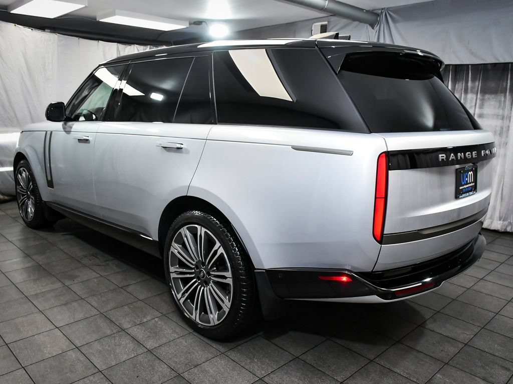 Used 2024 Land Rover Range Rover Long Wheelbase SE AWD/4WD image 4