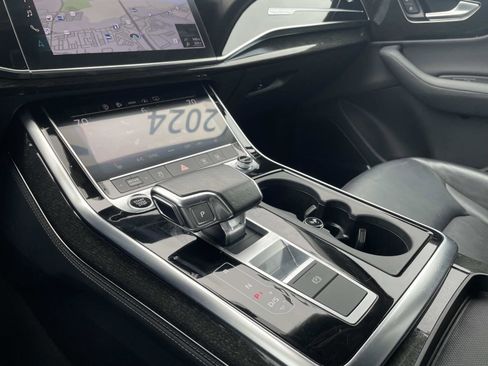 Certified 2024 Audi Q7 2.0T Premium Plus image 31